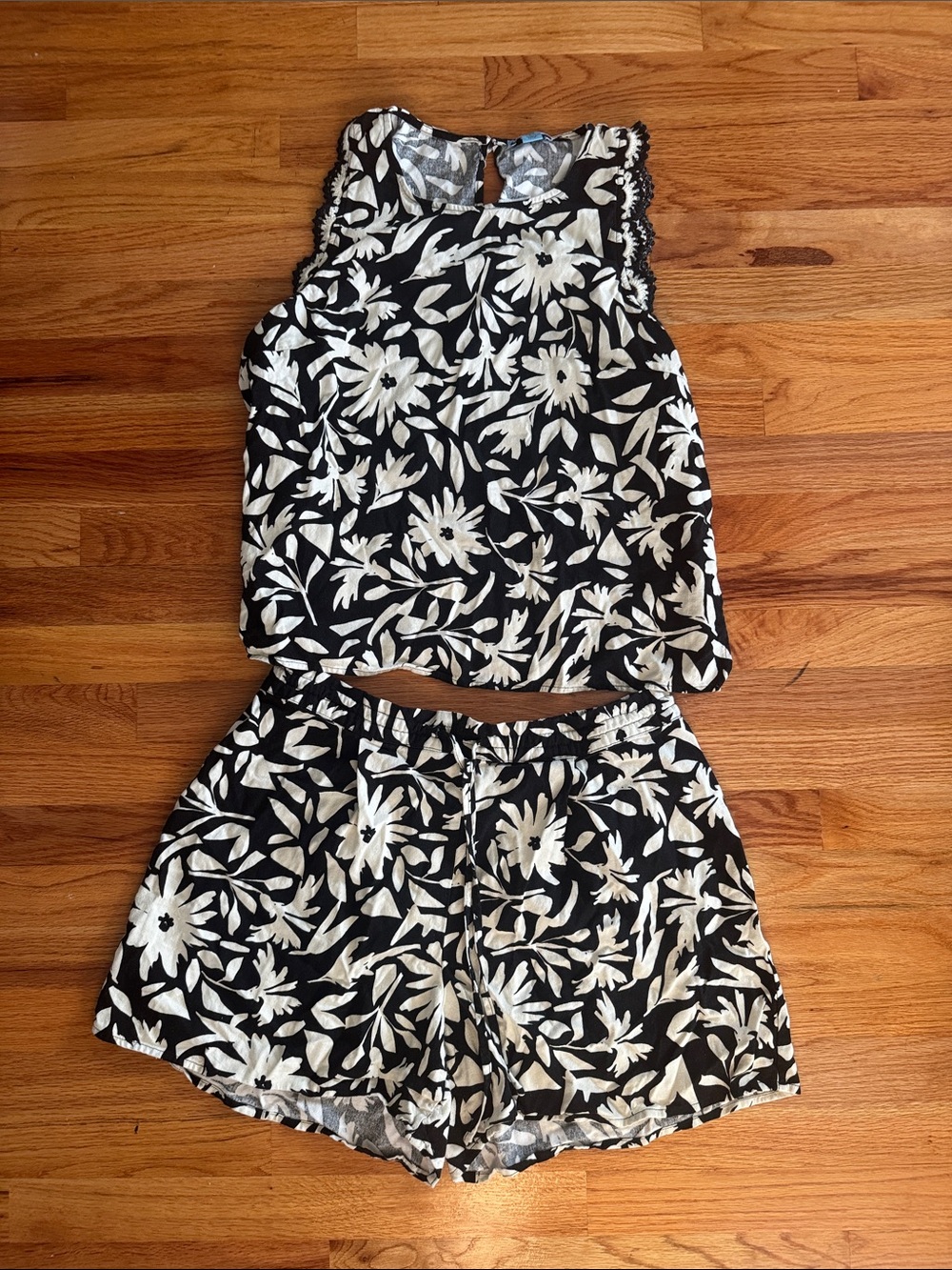 CeCe Black and White Floral Crochet-Trim Tank Top and Drawstring Short Set